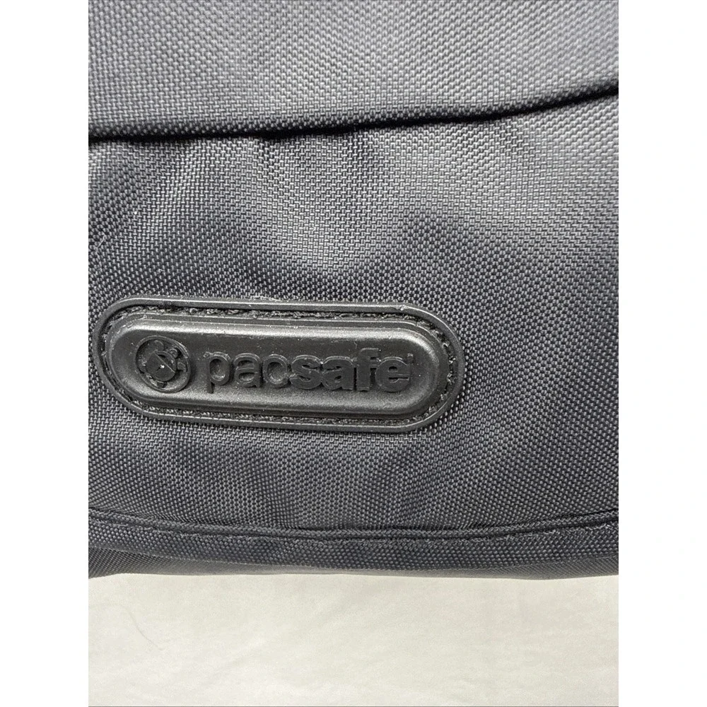 Pacsafe Metrosafe 200 Gii Unisex Messenger Bag Crossbody RFID Black Nylon Travel